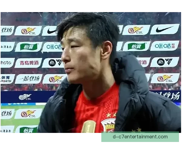 武磊错失绝杀国足主场憾平沙特十八强赛关键战机会成转折引热议全 武磊错失绝杀国足主场憾平沙特十八强赛关键战机会成转折引热议全